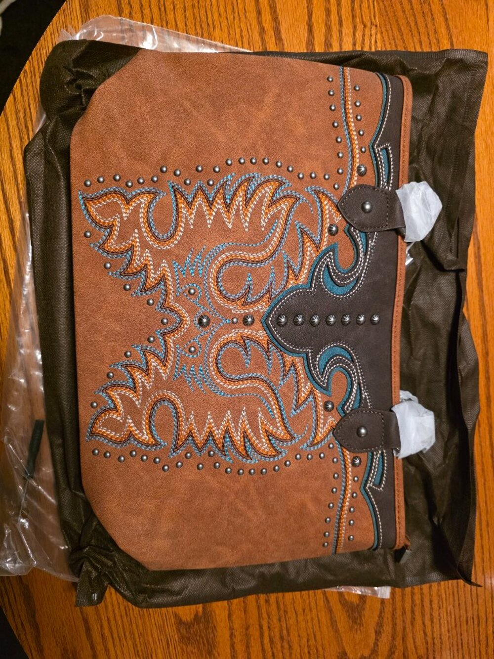 Montana West Embroidered Collection Concealed Carry Tote - Picture 9 of 9